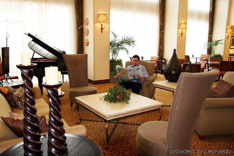 Hampton Inn & Suites Redding Interior foto