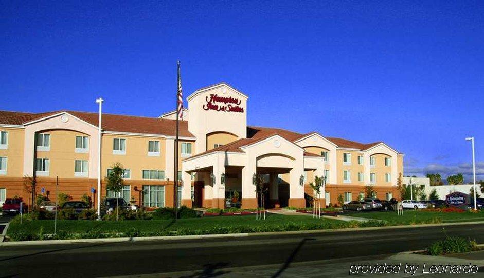 Hampton Inn & Suites Redding Exterior foto